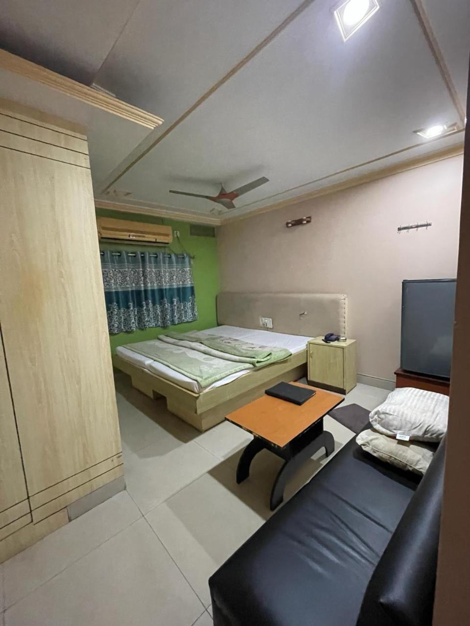 Starline Hotel อการ์ตาลา ภายนอก รูปภาพ